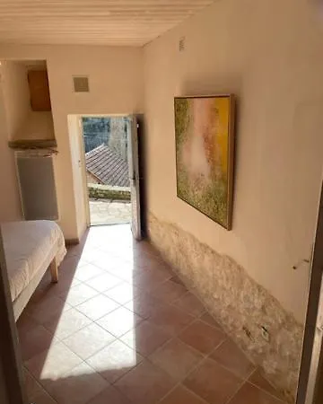 Le Balcon De Bed and Breakfast